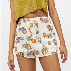 NWT Urban Renewal (UO) Seashell High Rise Vintage Shorts
